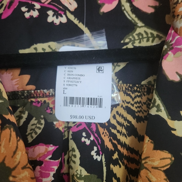 NWT FREE PEOPLE DREAMY DAYS PAJAMA SET TIGER SIZE Large - Picture 6 of 7